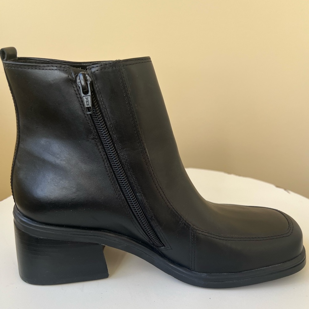 Classic Black Leather Ankle Boots - Women's Zip Booties - Picture 6 of 9